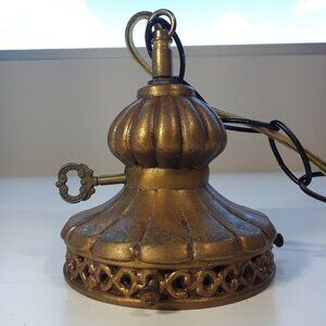 Vtg Art Nouveau Golden Screw-in Hanging Glass Shade Holder 3.75" Fitter Key Knob